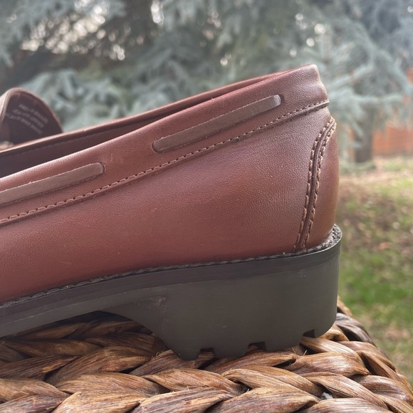NEW Naturalizer Kilty Moccasin Inspired Cognac Leather  Slip on Penny Loafer 11 - Picture 6 of 13